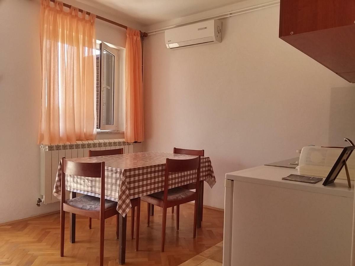 Apartments Katarina Novi Vinodolski Exterior photo